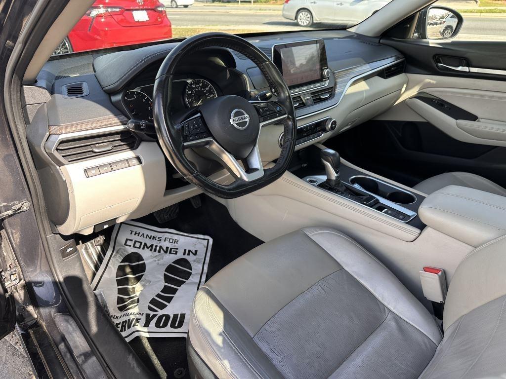 Nissan Altima  2019