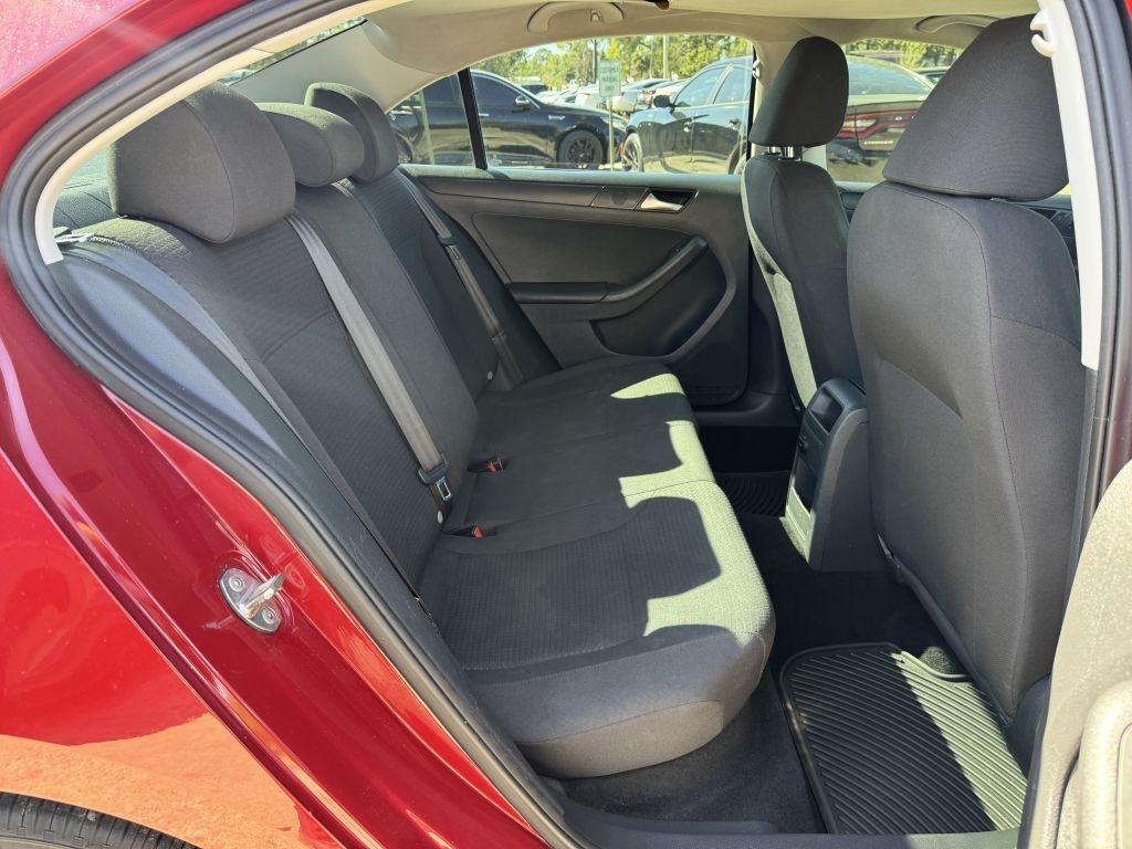 Volkswagen Jetta Sedan  2016