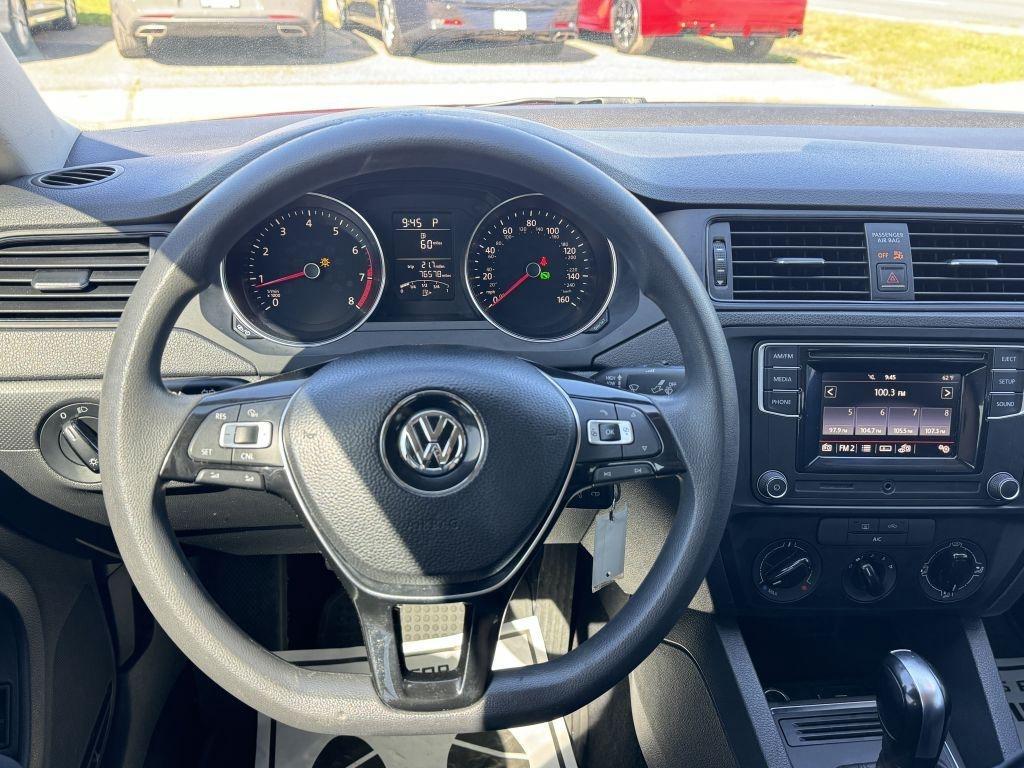 Volkswagen Jetta Sedan  2016