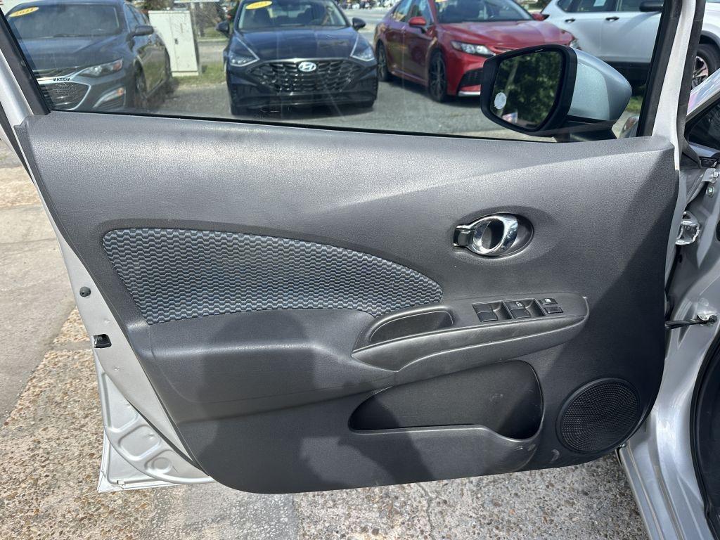 Nissan Versa Note  2019