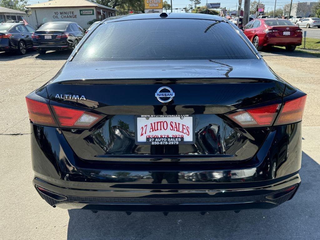 Nissan Altima  2020