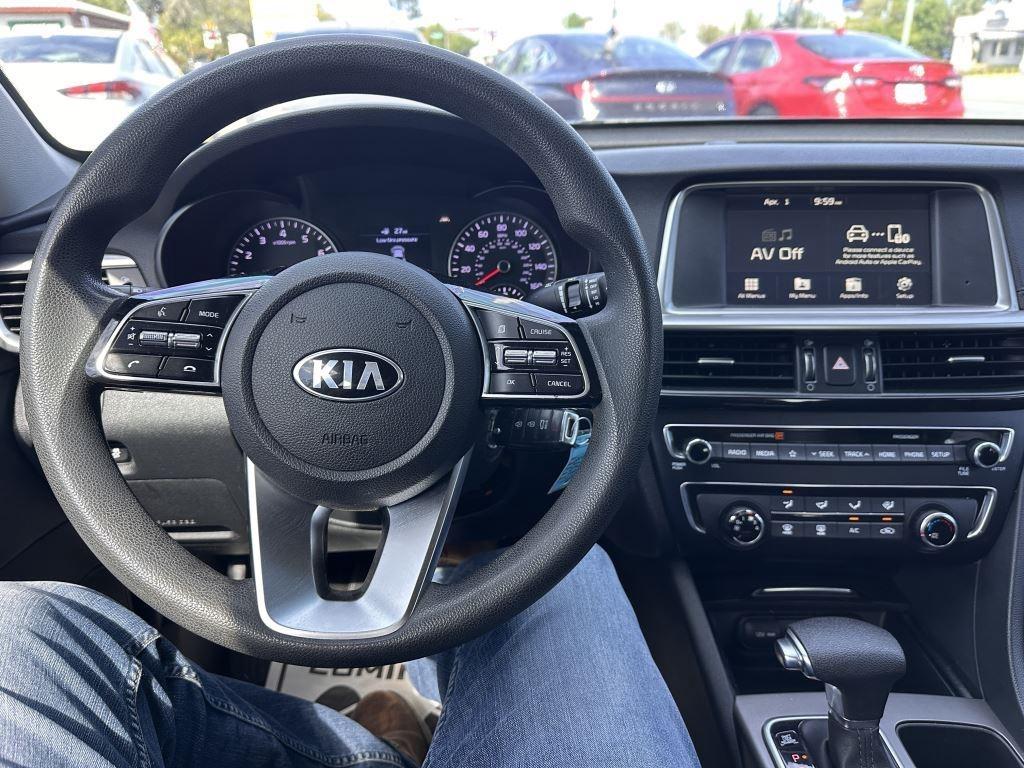 Kia Optima  2020