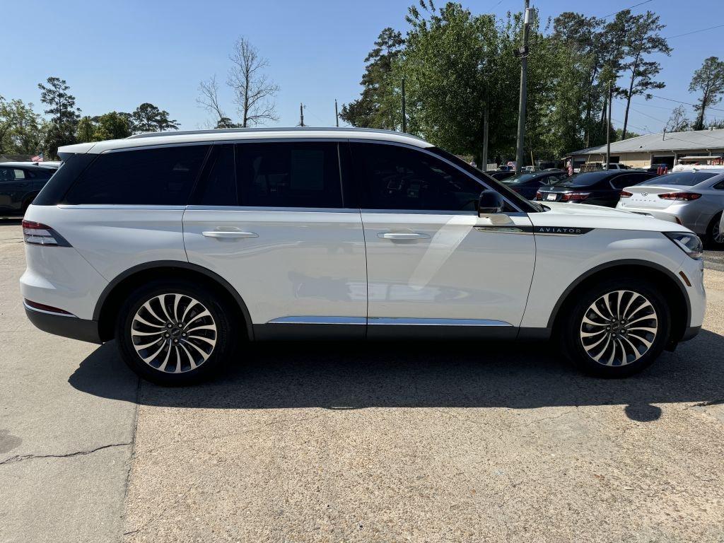 Lincoln Aviator  2020