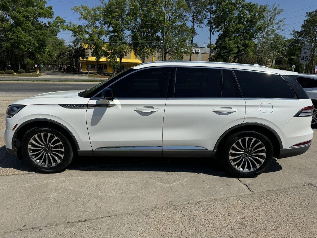 Lincoln Aviator  2020