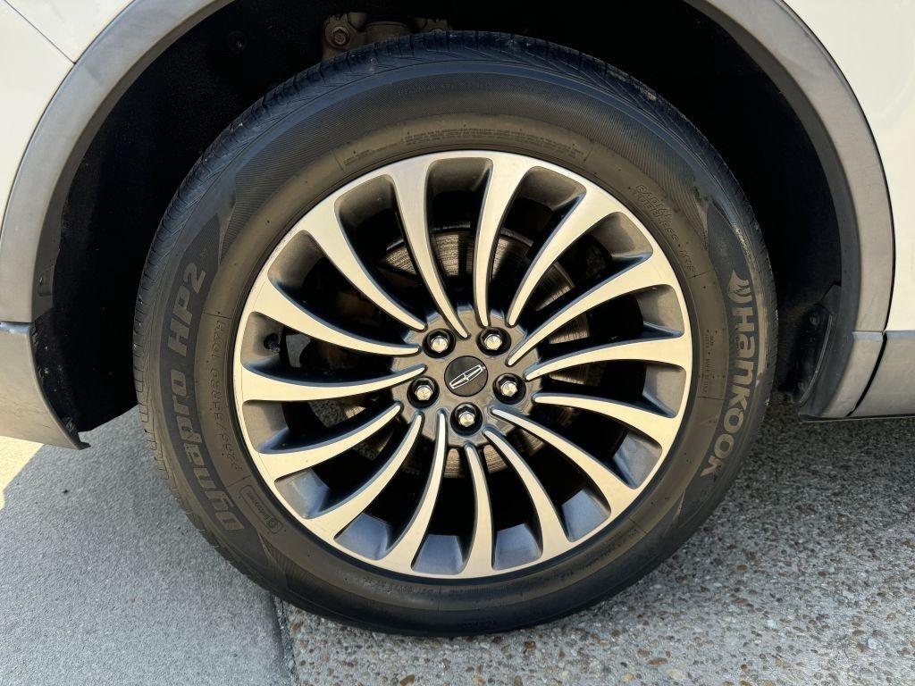 Lincoln Aviator  2020