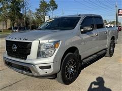 2020 Nissan Titan 