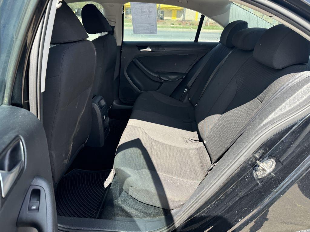 Volkswagen Jetta Sedan  2015