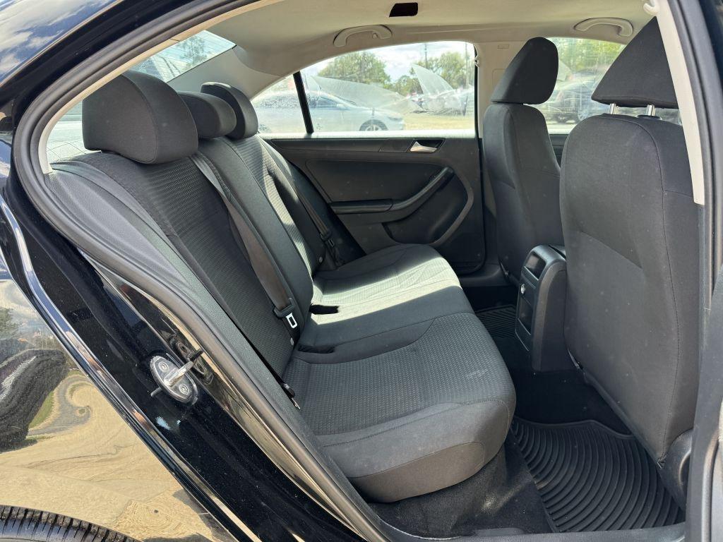 Volkswagen Jetta Sedan  2015