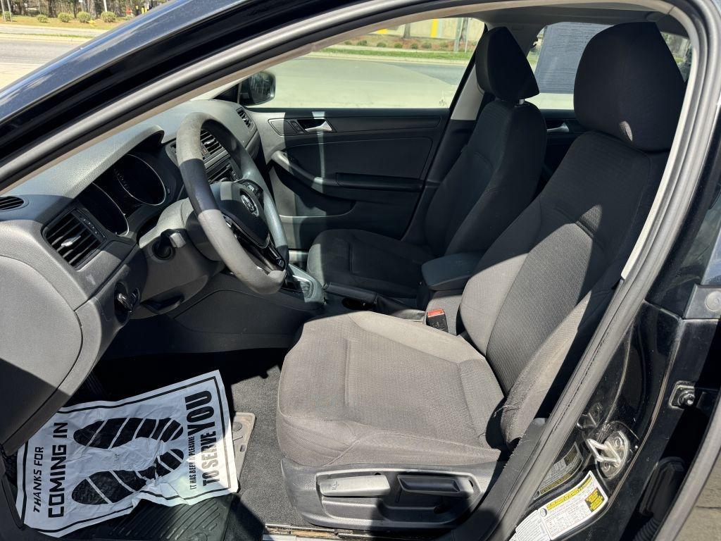 Volkswagen Jetta Sedan  2015