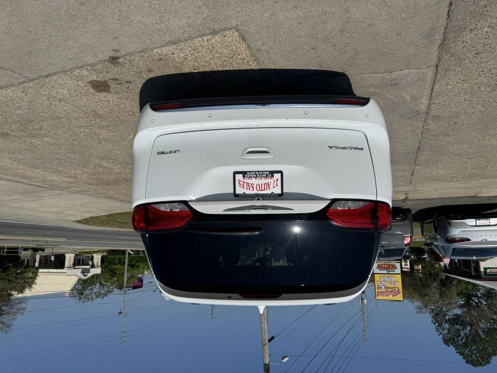 Chrysler Pacifica  2017