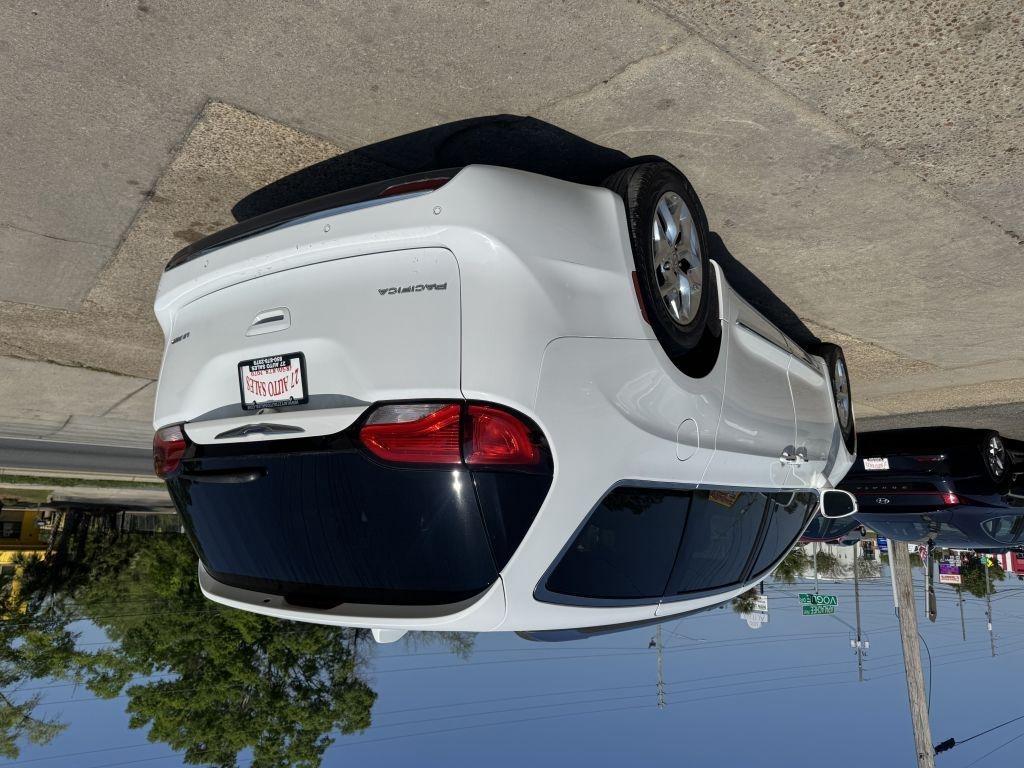 Chrysler Pacifica  2017