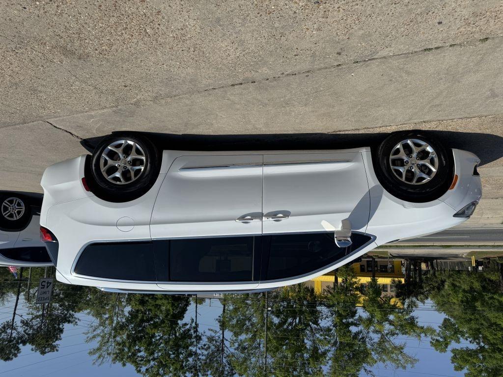 Chrysler Pacifica  2017