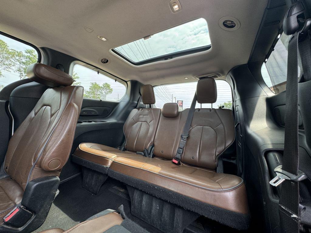 Chrysler Pacifica  2017