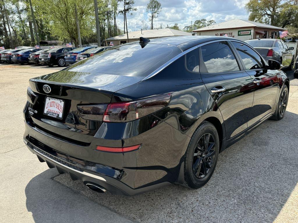 Kia Optima  2019