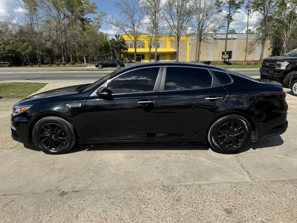 Kia Optima  2019