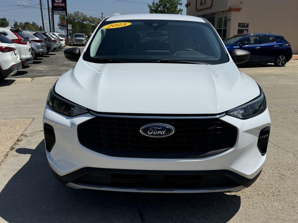 Ford Escape  2023