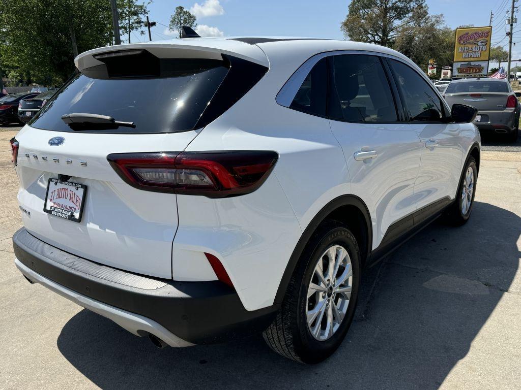 Ford Escape  2023