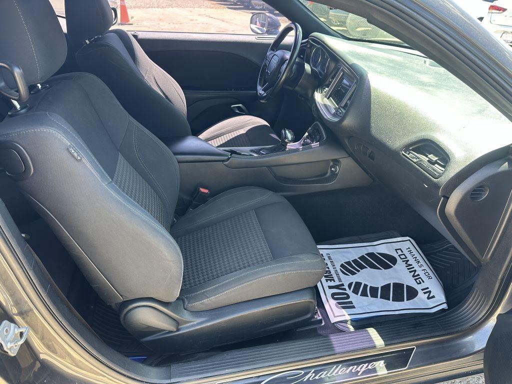 Dodge Challenger  2019