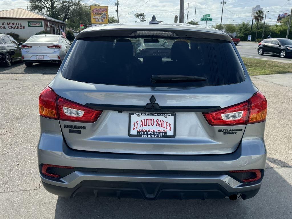 Mitsubishi Outlander Sport  2018