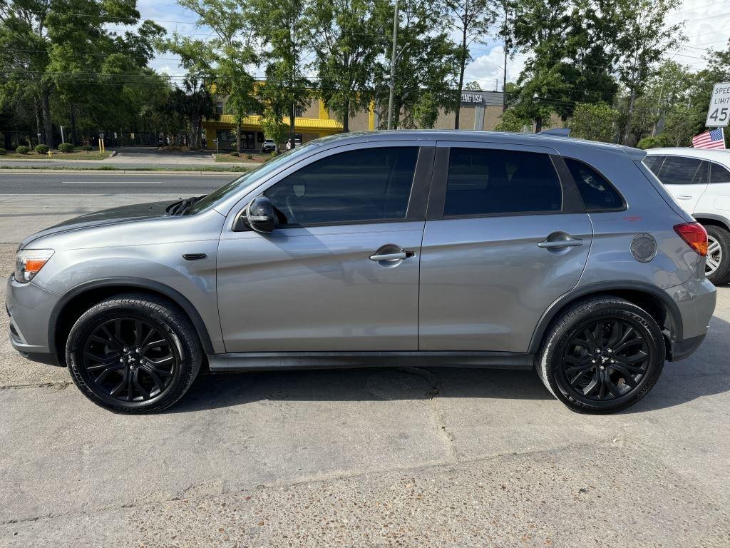 Mitsubishi Outlander Sport  2018