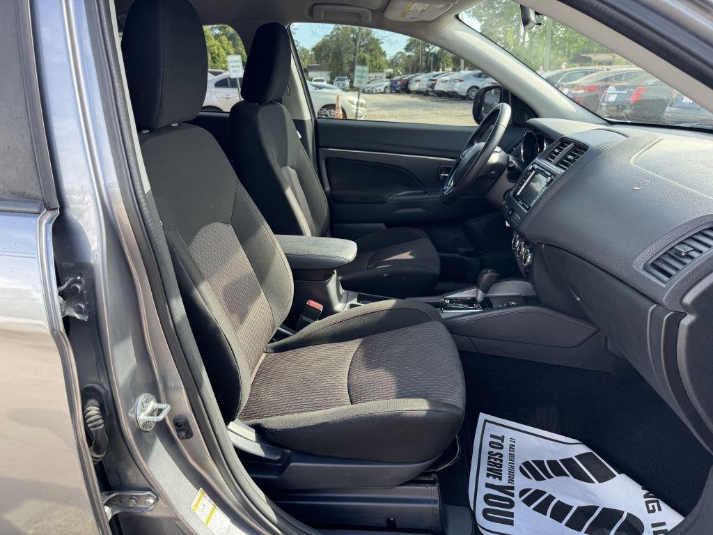 Mitsubishi Outlander Sport  2018