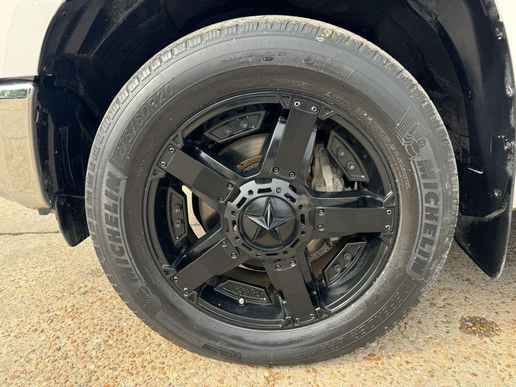 Toyota Tundra 2WD  2019