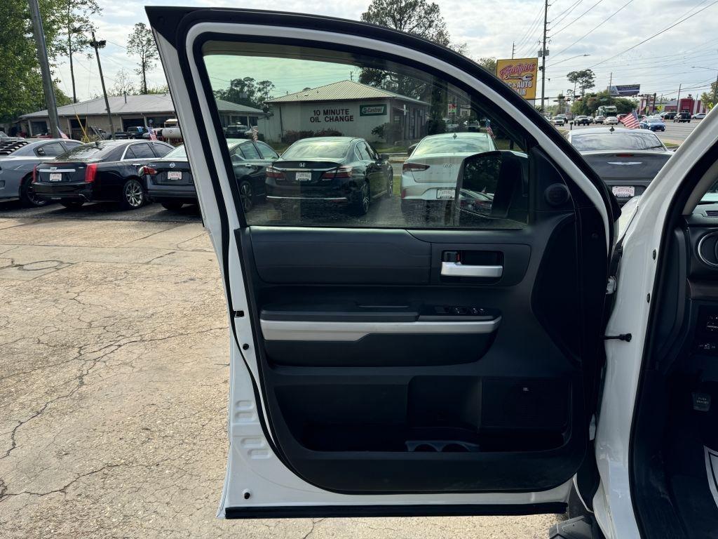 Toyota Tundra 2WD  2019