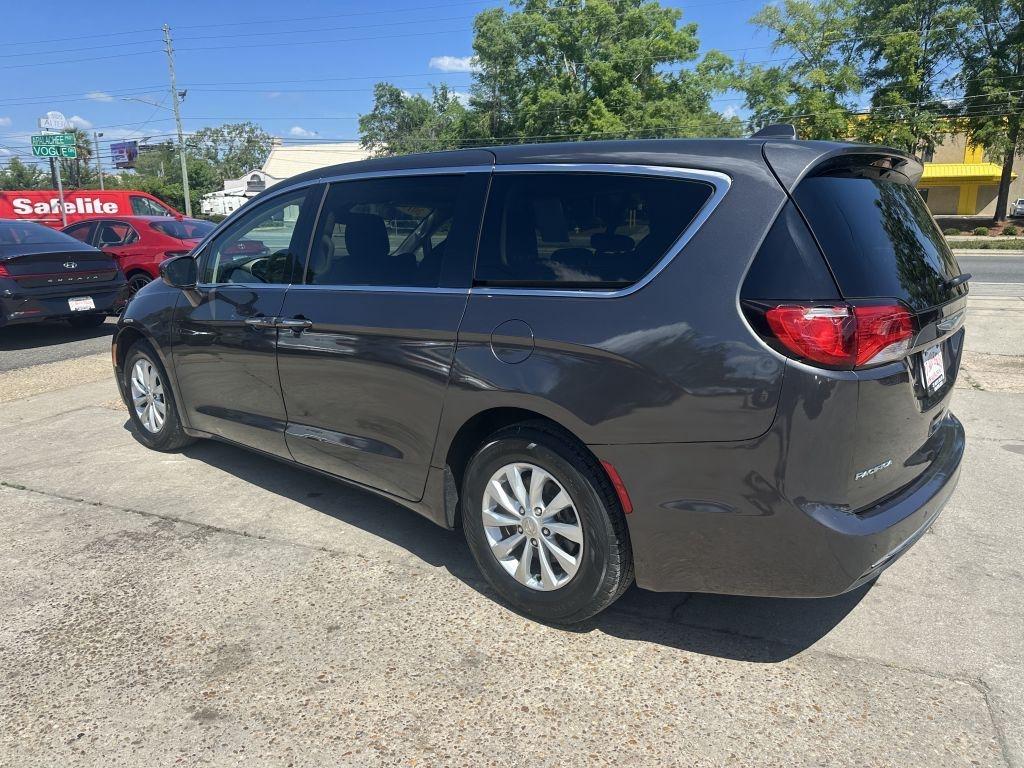 Chrysler Pacifica  2019