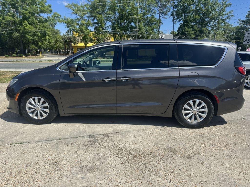 Chrysler Pacifica  2019