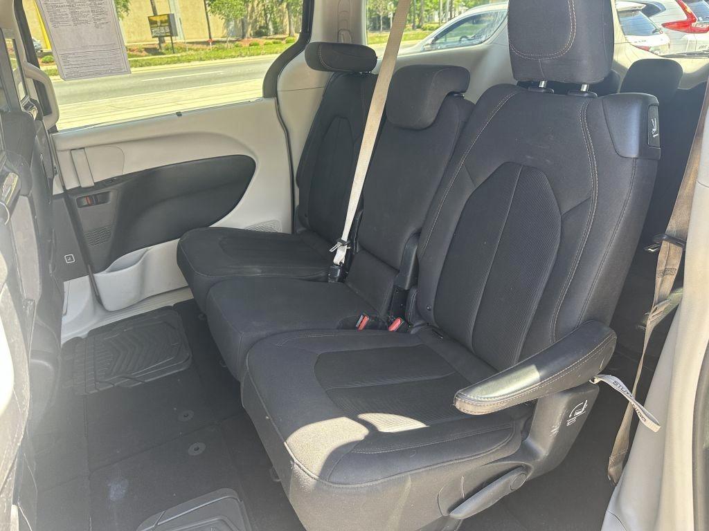 Chrysler Pacifica  2019