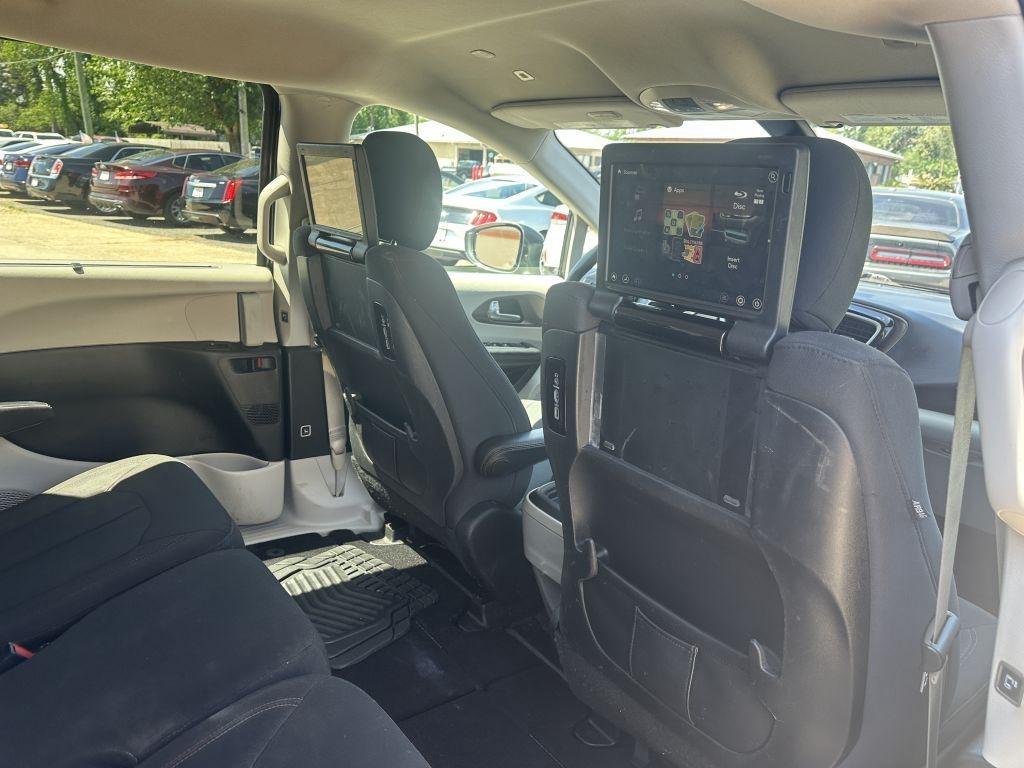 Chrysler Pacifica  2019