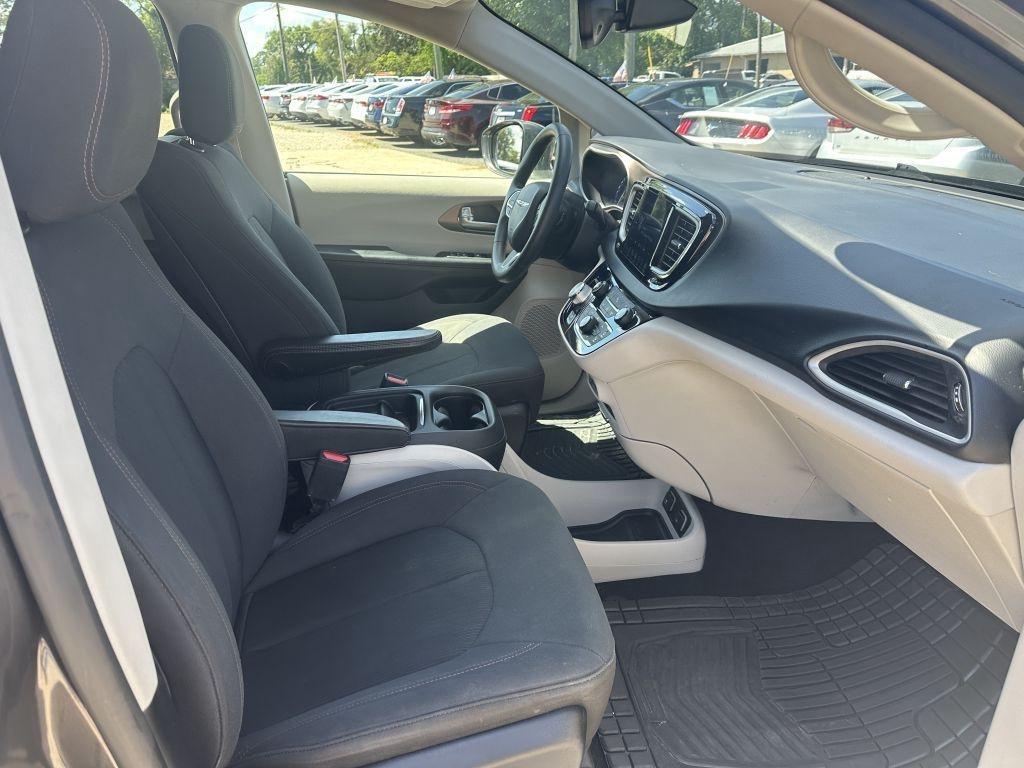 Chrysler Pacifica  2019