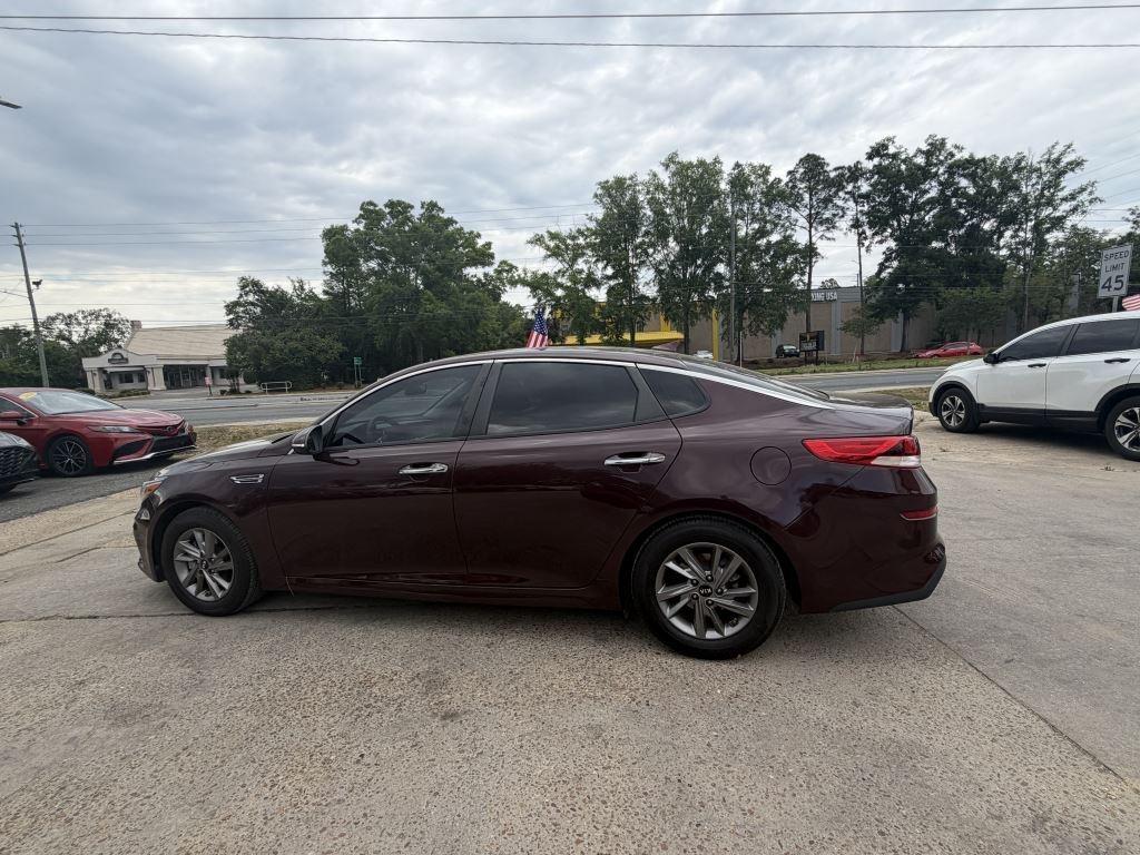 Kia Optima  2020
