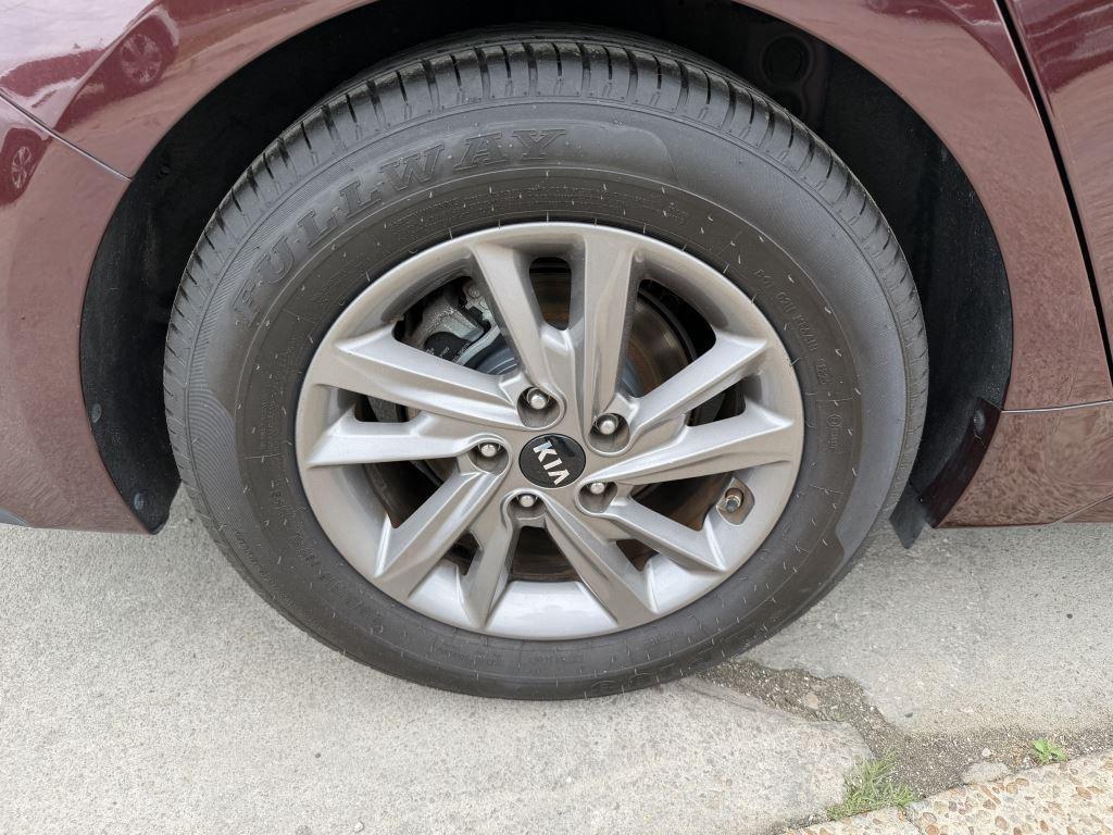 Kia Optima  2020
