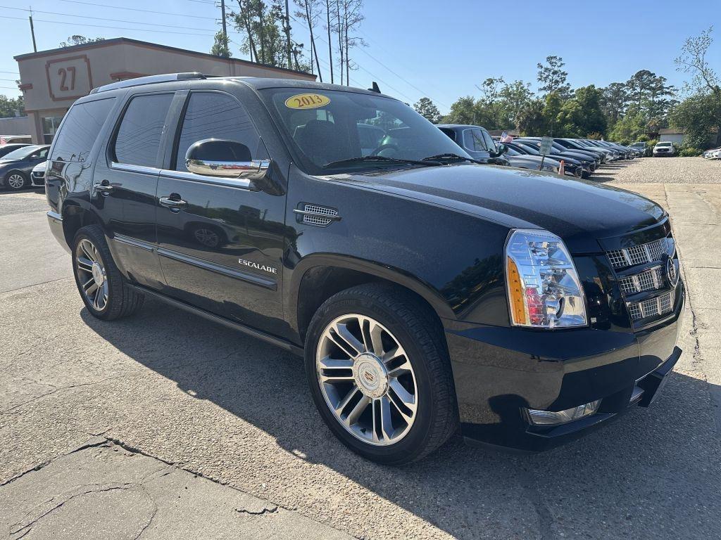 Cadillac Escalade  2013