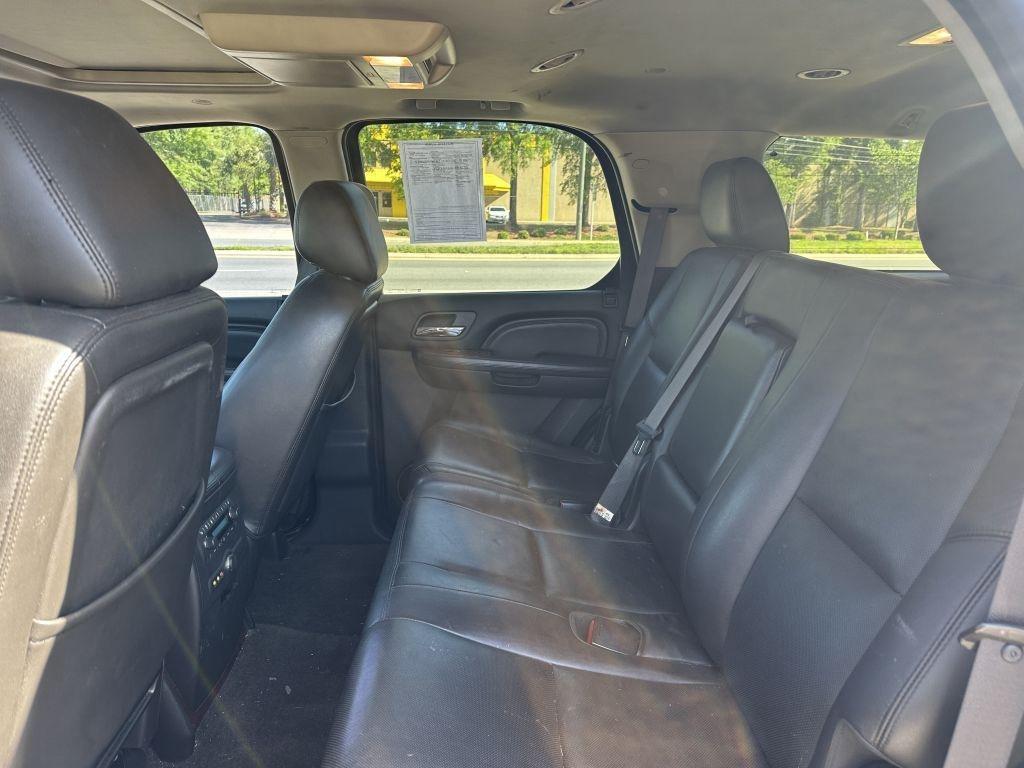 Cadillac Escalade  2013