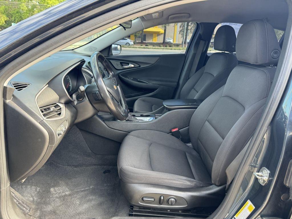 Chevrolet Malibu  2021