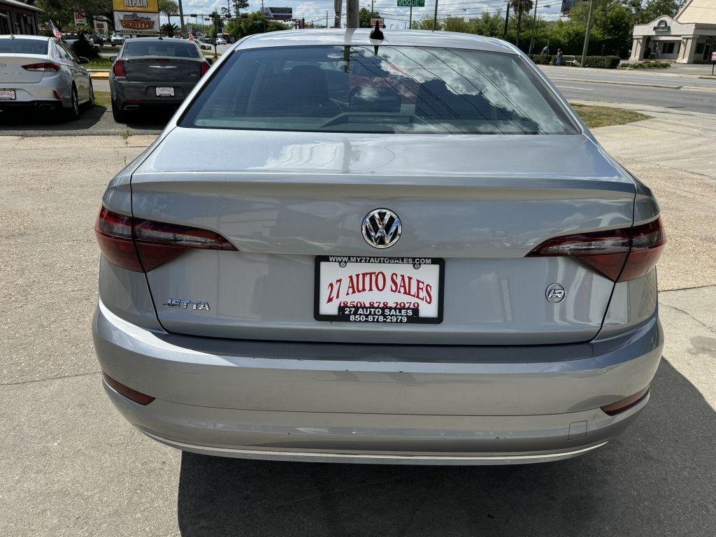 Volkswagen Jetta  2020