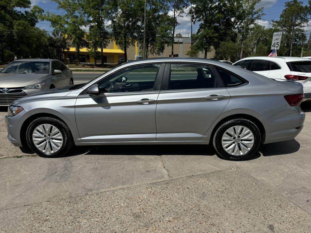 Volkswagen Jetta  2020