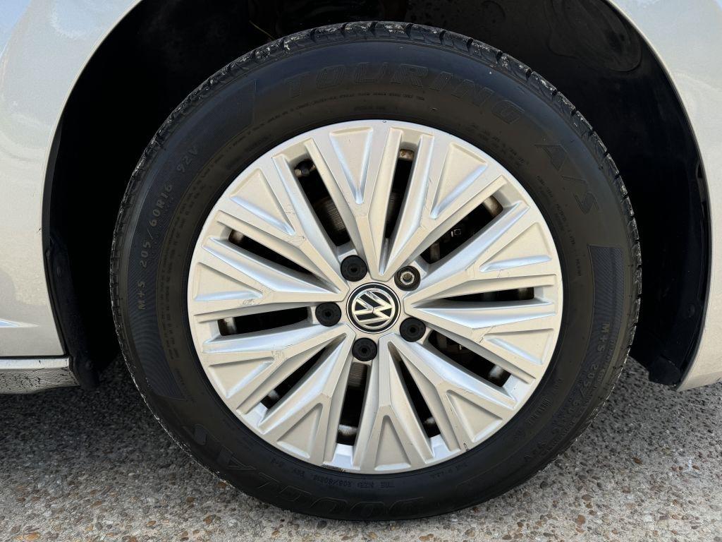 Volkswagen Jetta  2020