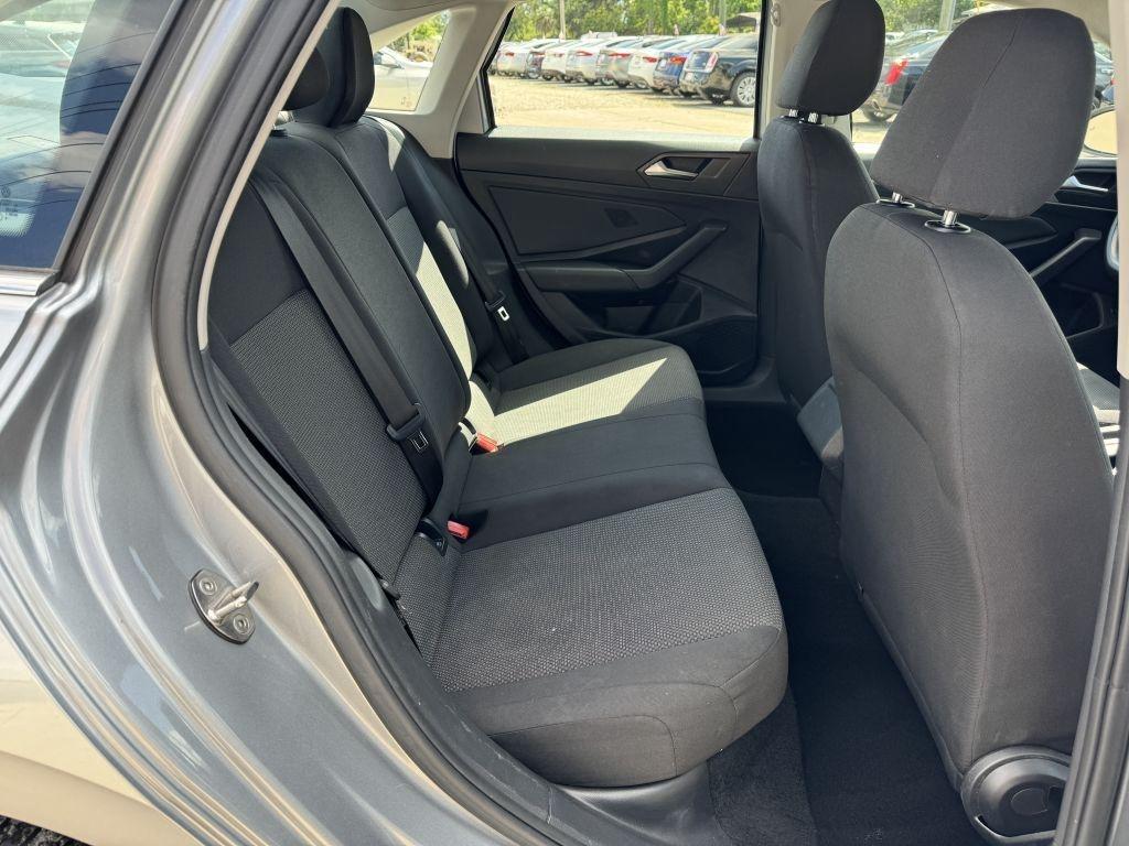 Volkswagen Jetta  2020