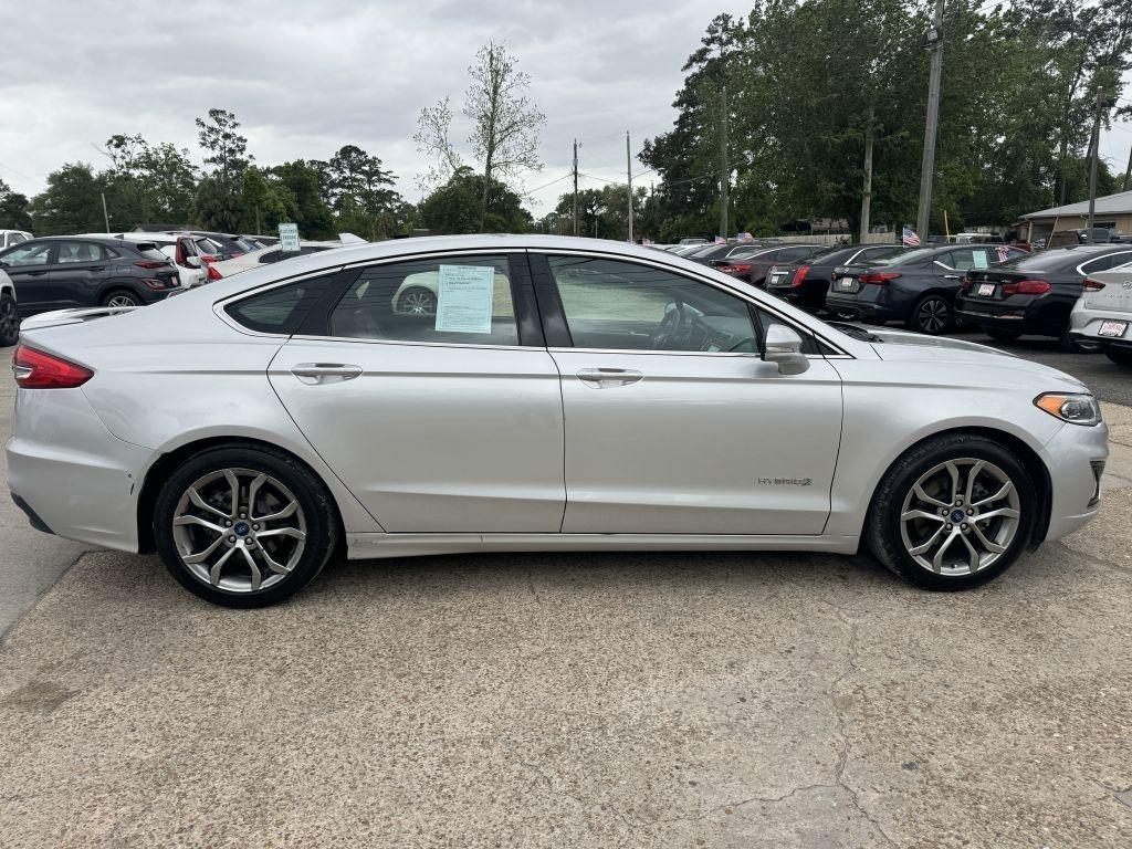 Ford Fusion Hybrid  2019