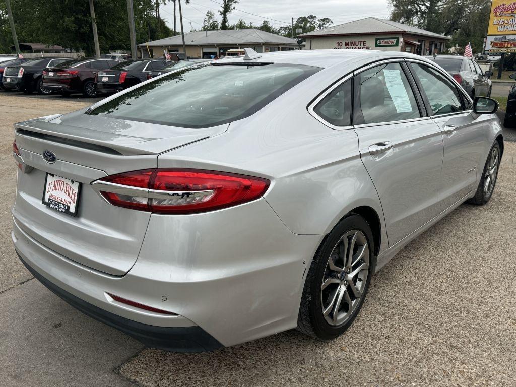 Ford Fusion Hybrid  2019