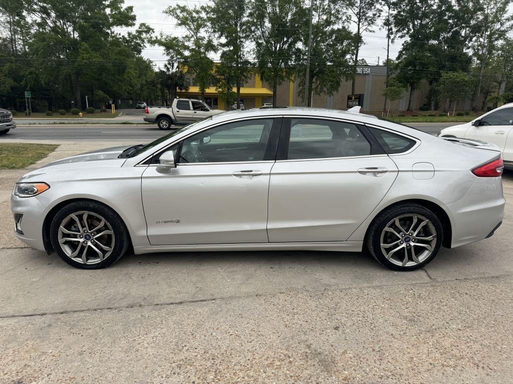 Ford Fusion Hybrid  2019