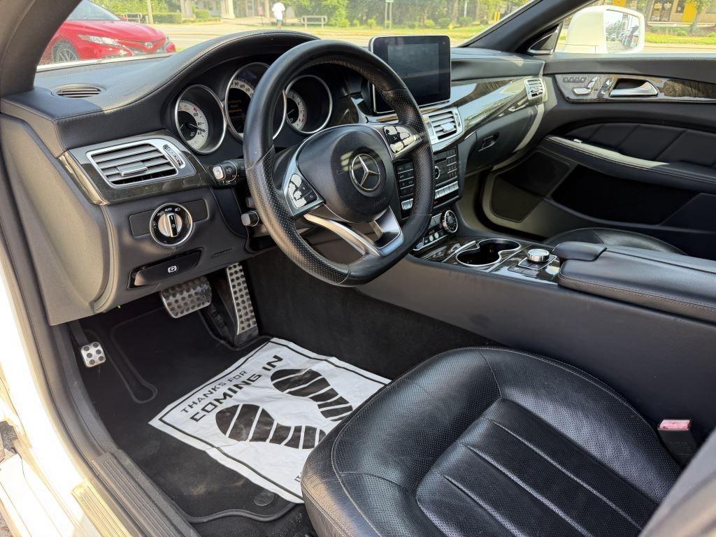 Mercedes-Benz CLS-Class  2015
