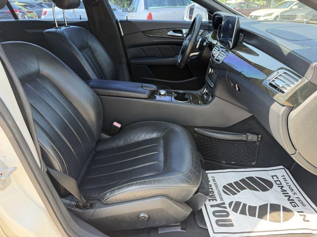 Mercedes-Benz CLS-Class  2015