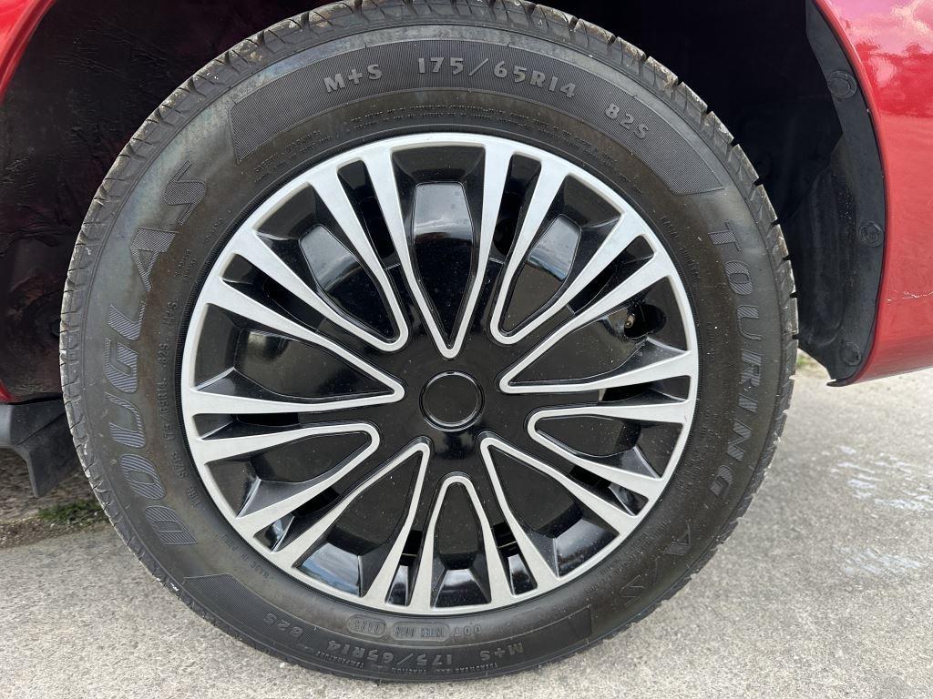 Mitsubishi Mirage G4  2024