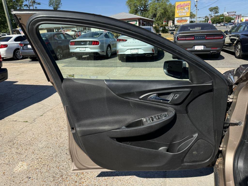 Chevrolet Malibu  2018