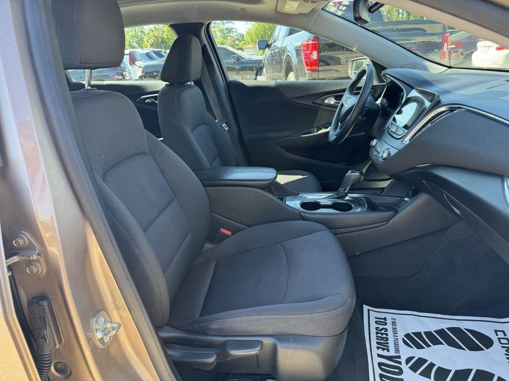Chevrolet Malibu  2018