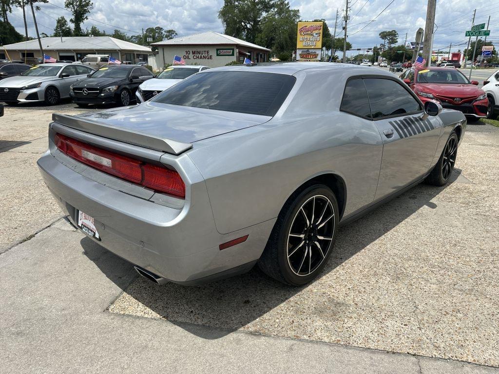Dodge Challenger  2014